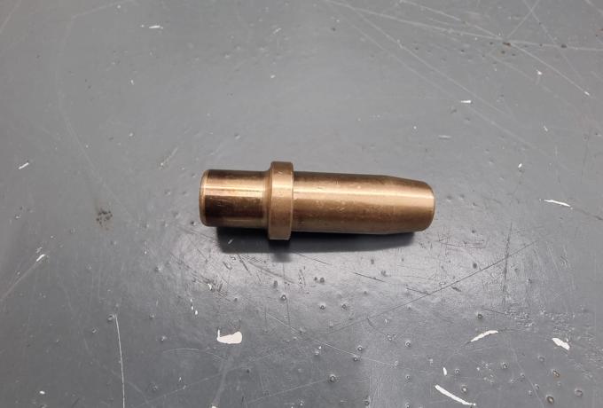 Triumph T100. 5T. 6T. T120. T110. Valve Guide 030