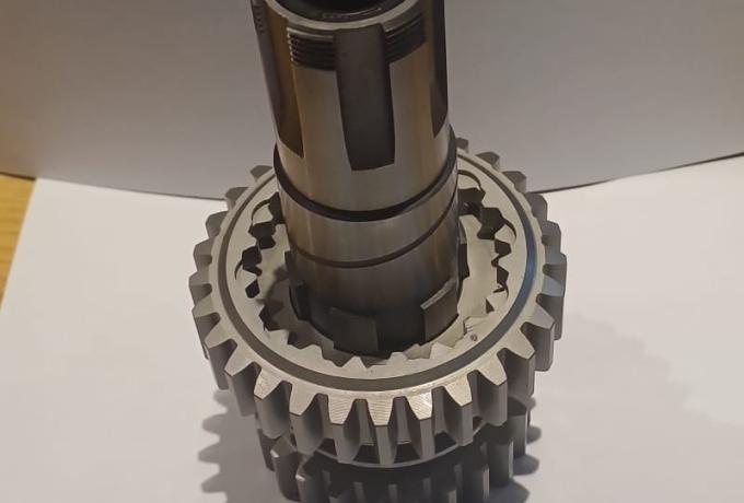 Vincent Final Drive Shaft assembly incl. Double Gear 23/29T.