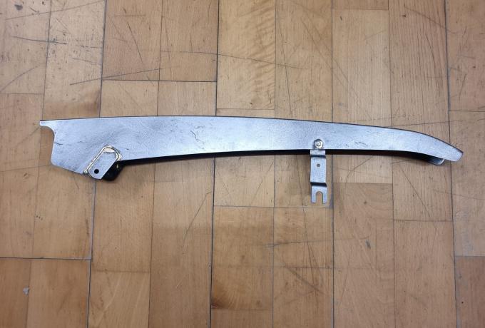 Triumph. Chainguard Triumph Oil in Frame. 