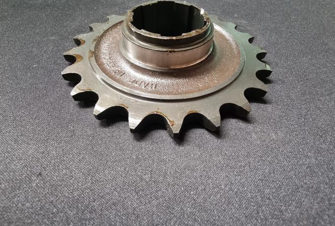 Triumph 5 Speed Sprocket 21T. 