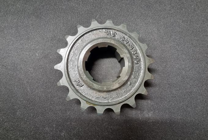 Triumph 5 Speed Sprocket 18T.