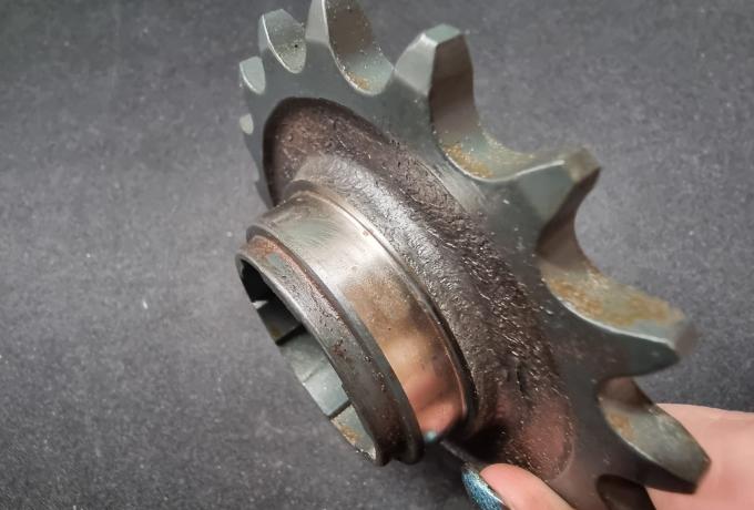 Triumph 5 Speed Sprocket 18T.