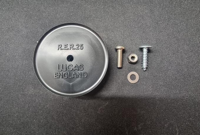 Lucas Reflector Red with outer chrome Ring TR. RER25