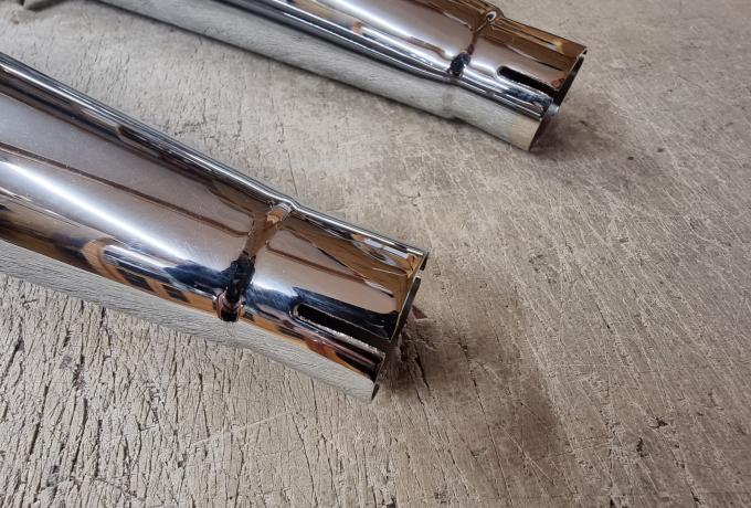 Triumph T160 Trident Silencer Pair 1 3/8".  