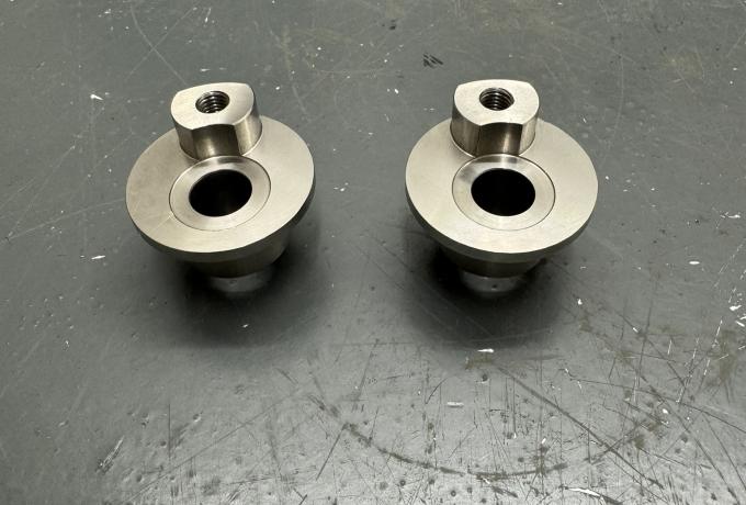 Pair of fork eccentric