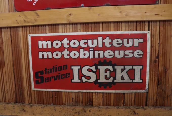 ISEKI Station Service Sign