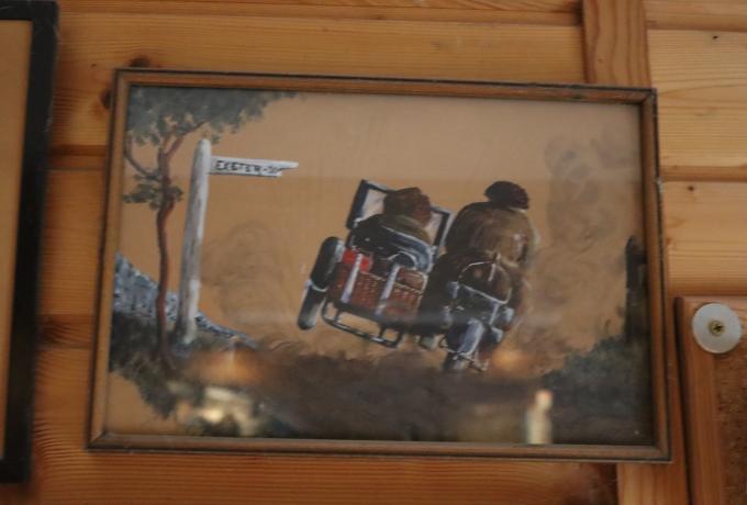 Bild eines Motorrads mit Beiwagen