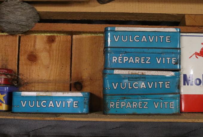 Vulcavite tin