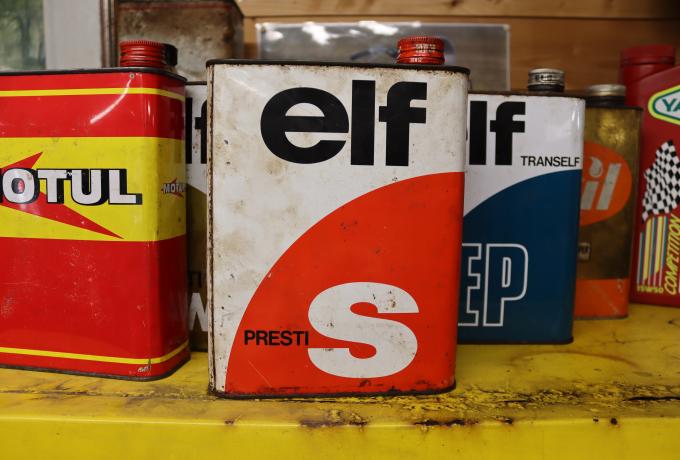 Elf oil can 