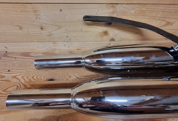 Triumph High Level Silencer Set. 1/2". Slimeline