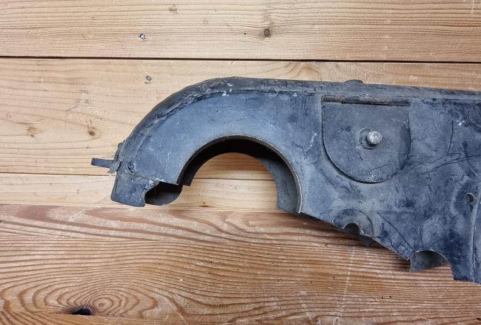 AJS / Matchless Primary Chainguard used. 