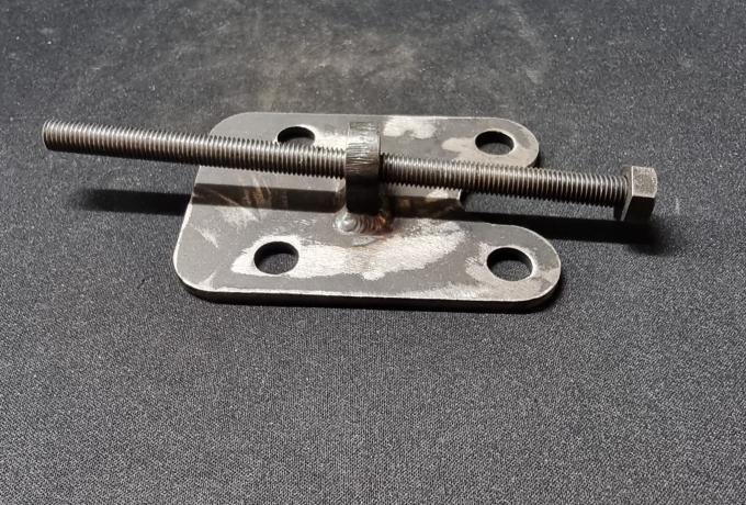 Sturmey Archer. 4 Stud Gearbox Adjuster and Plate.