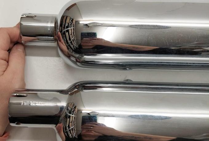 Triumph High Level Silencer. chrome / Pair with H-Piece. 