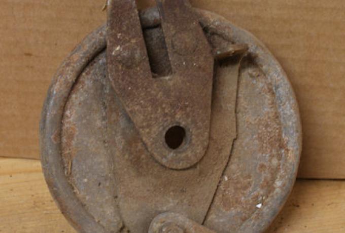 Brake Plate w. Brake Shoes used