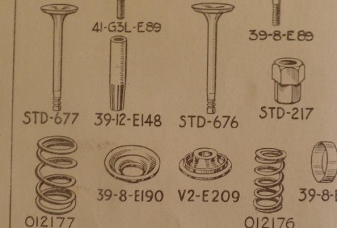 AJS/Matchless 350/500cc Inlet- and Exhaust Valve Guide for Iron Head 1938-49