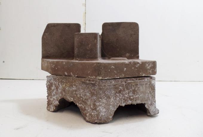 Jap. J.A.P. 8/75 raw crankcase castings to machine