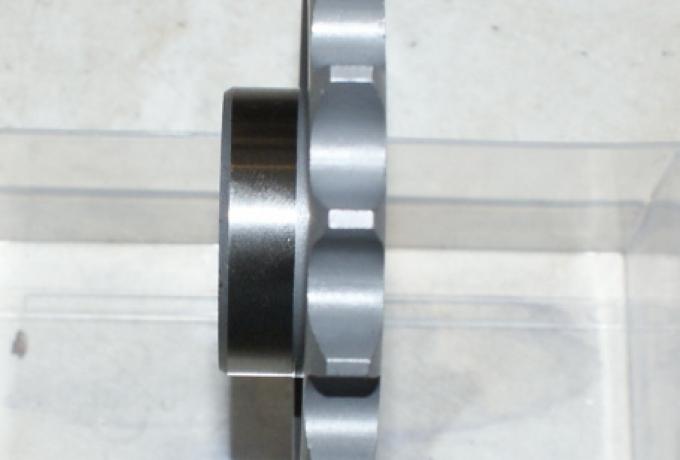 Triumph Gearbox Sprocket 19T. Triumph 4-Speed