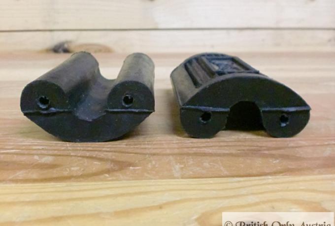 Norton Footrest Pedal Rubbers/Pair with Logo