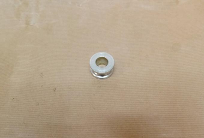 Triumph Distanzstück innen