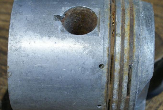 Piston, possibly Triumph 62.90mm
