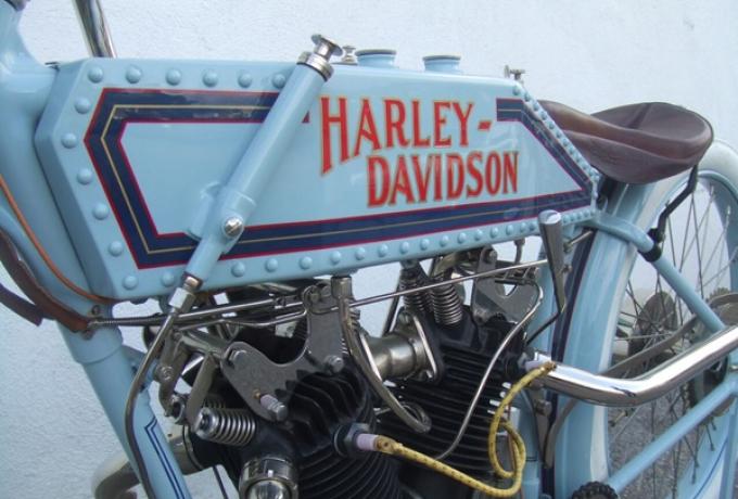Harley 8 Valves riveted tank racer 1000 cc 1916. replica