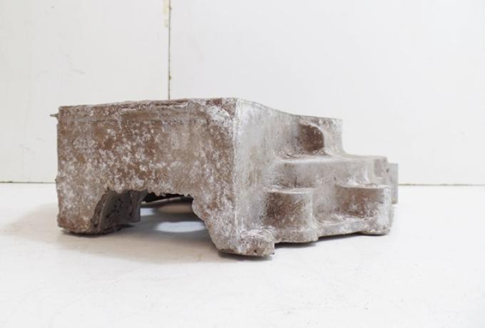 Jap. J.A.P. 8/75 raw crankcase castings to machine