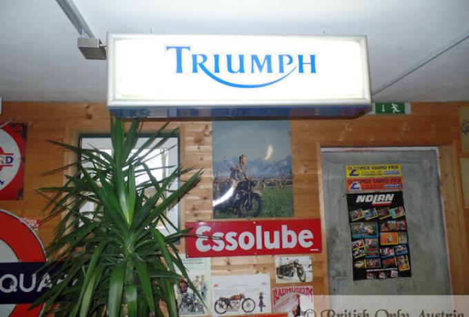 Triumph Iluminated Sign