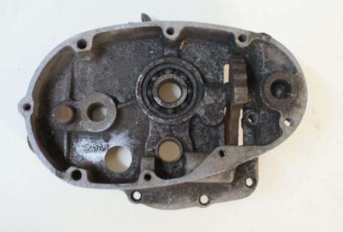 Triumph Gearbox Inner Cover - used