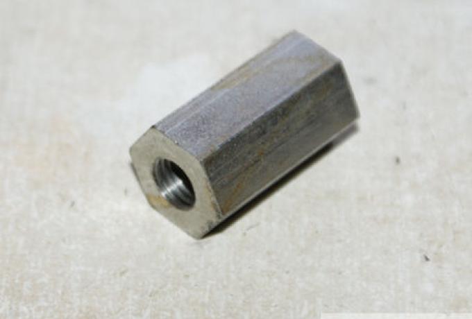 Triumph Spezial Mutter für Auspuffrohr Montage