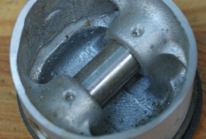 Triumph Kolben NOS 1945/62 200 ccm STD