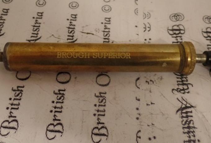 Brough Superior Ölspritze