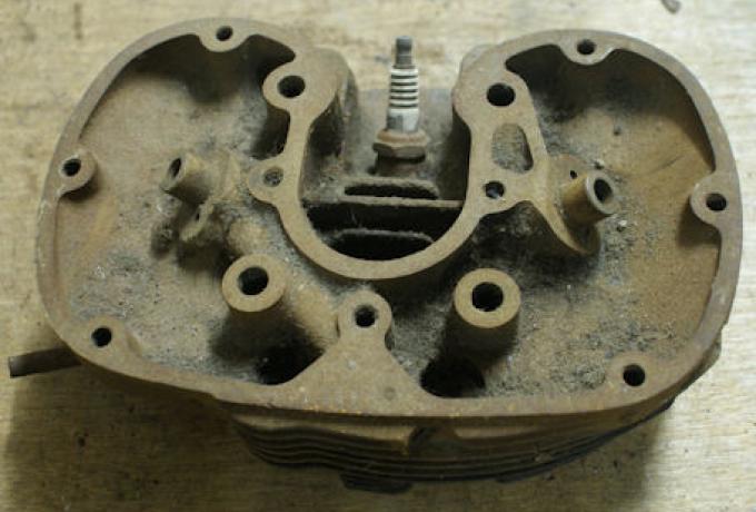 AJS/Matchless 350cc Cylinder Head, Iron used