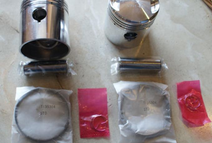Triumph 5T Pre Unit Piston Pair 63mm / +040