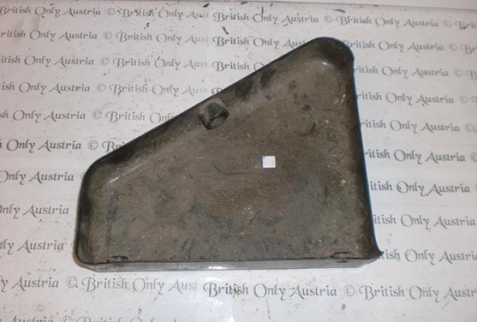 Side Cover used. Triumph