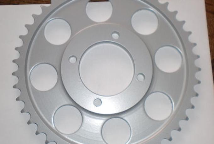 Triumph Kettenrad T140  45Z.