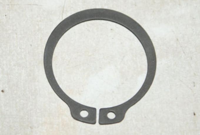 Norton Clutch Bearing Inner Circlip 