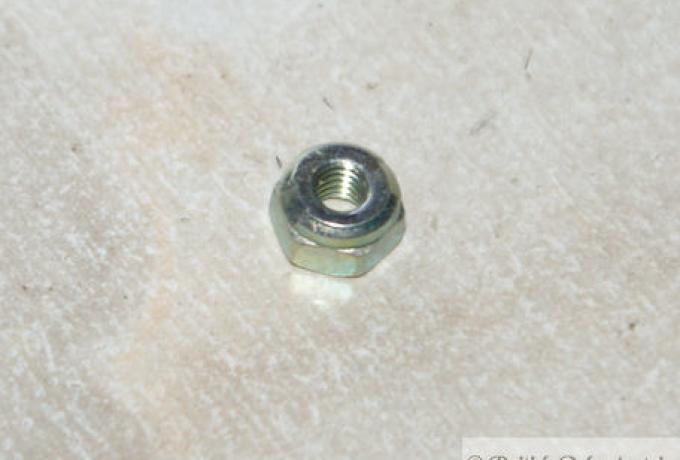 Triumph Mutter selbstsichernd