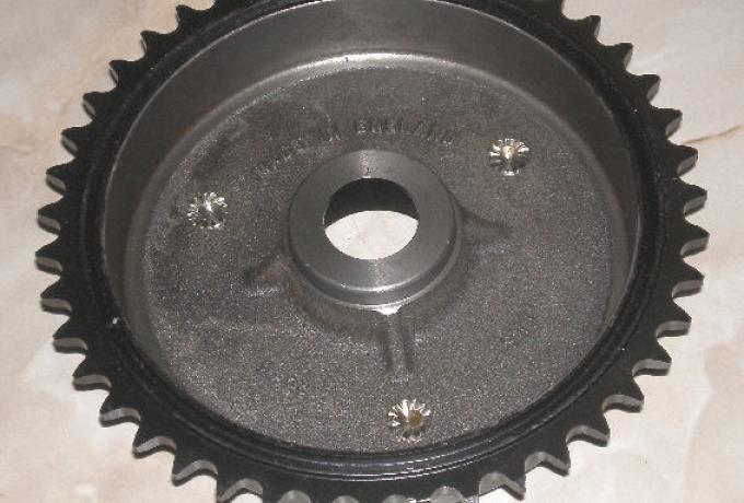 Norton Rear Wheel Sprocket/Brake Drum Dominator.ES2.Mod.50 43T