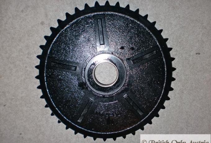 Norton Commando MK3 Kettenrad/Bremstrommel hinten   42Z