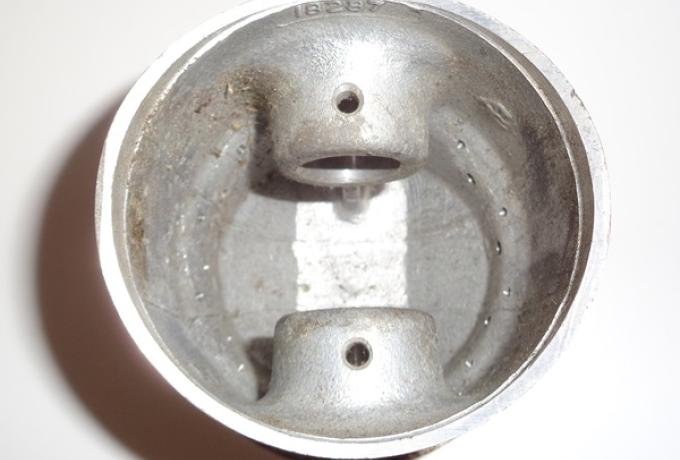 Triumph Piston E6899+010