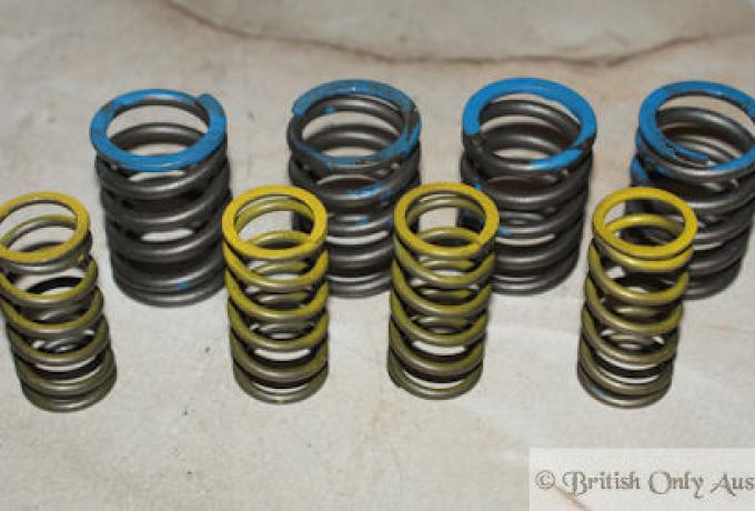 Triumph 5TA, T10 Valve Spring Set