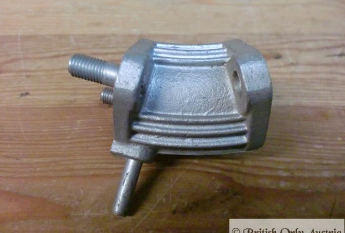 Norton Vergaserzwischenstück 1 3/16" - 1 1/8"