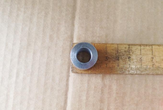 Triumph Distanzstück für Scheinwerfer