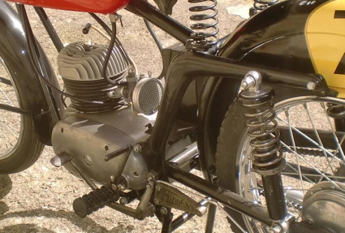 MV Agusta Racer. 125cc  1949