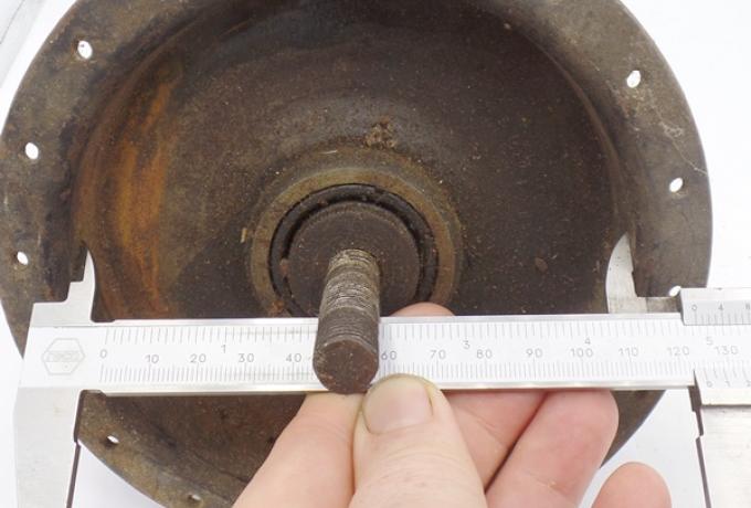 Front wheel Hub 5" used