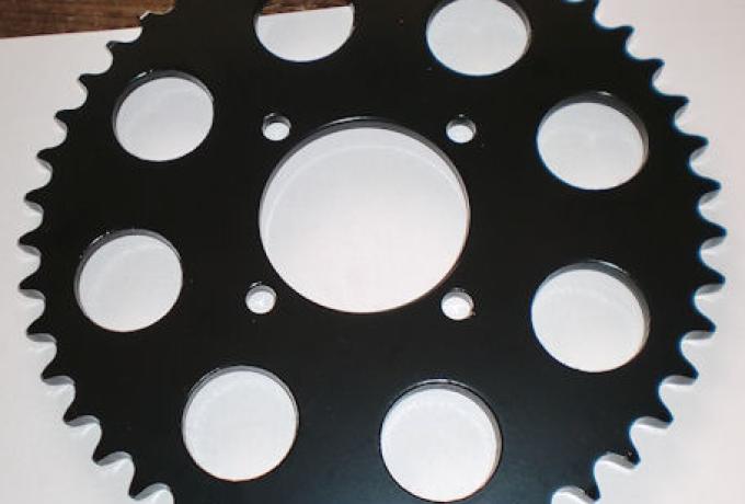 Triumph Kettenrad T140 TSS 44Z.