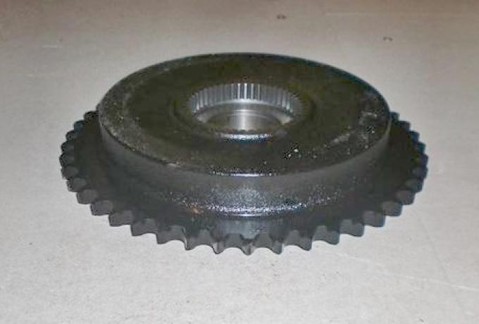 Triumph QD Kettenrad/Bremstrommel hinten 46Z.
