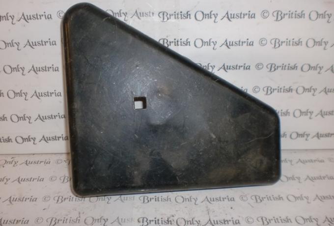 Side Cover used. Triumph