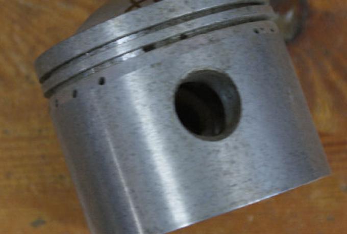 Piston NOS  3463. 63.3mm