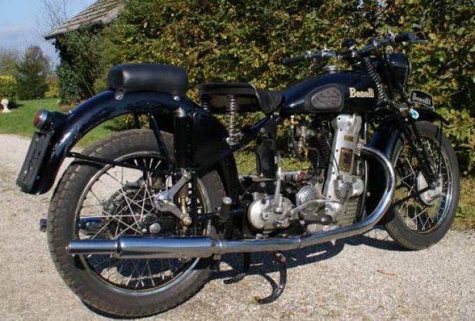 Benelli Tourismo 500 4TS  1939